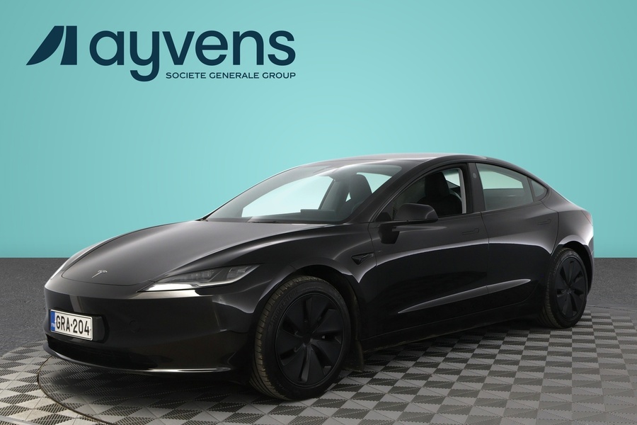 Tesla Model 3 vaihtoauto