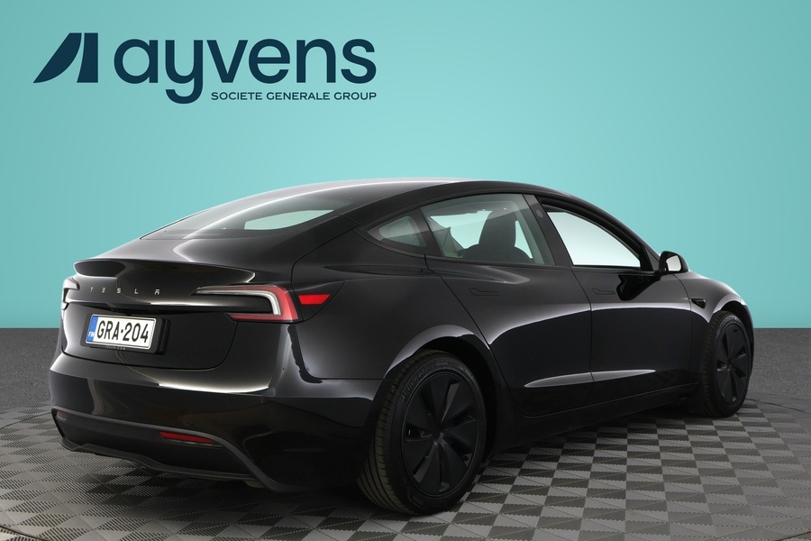 Tesla Model 3 vaihtoauto