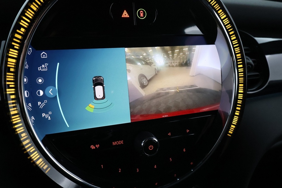 Mini Hatchback vaihtoauto