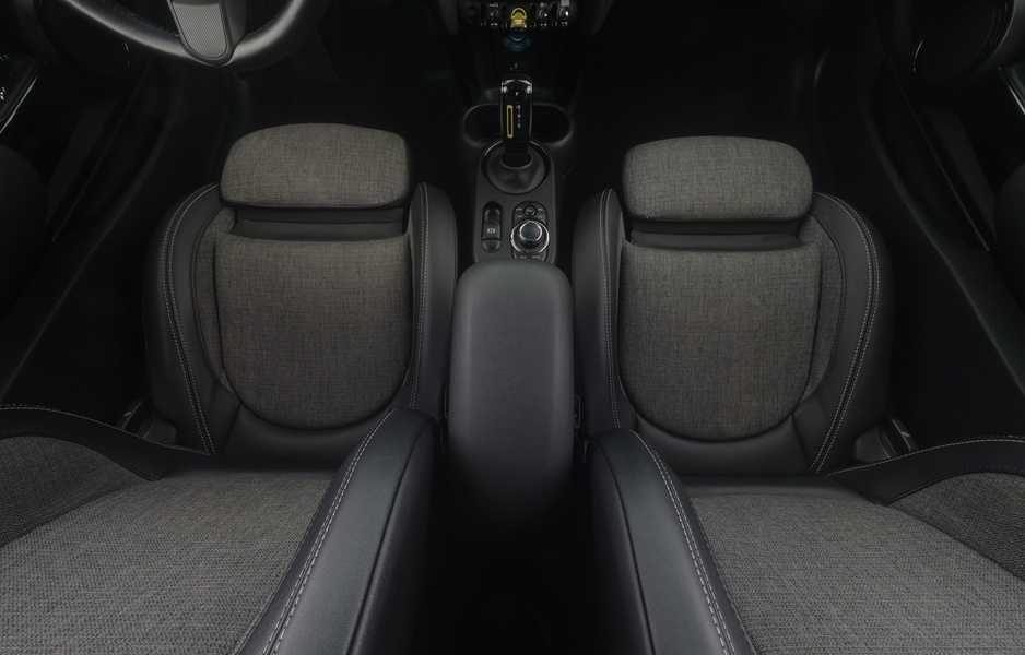 Mini Hatchback vaihtoauto