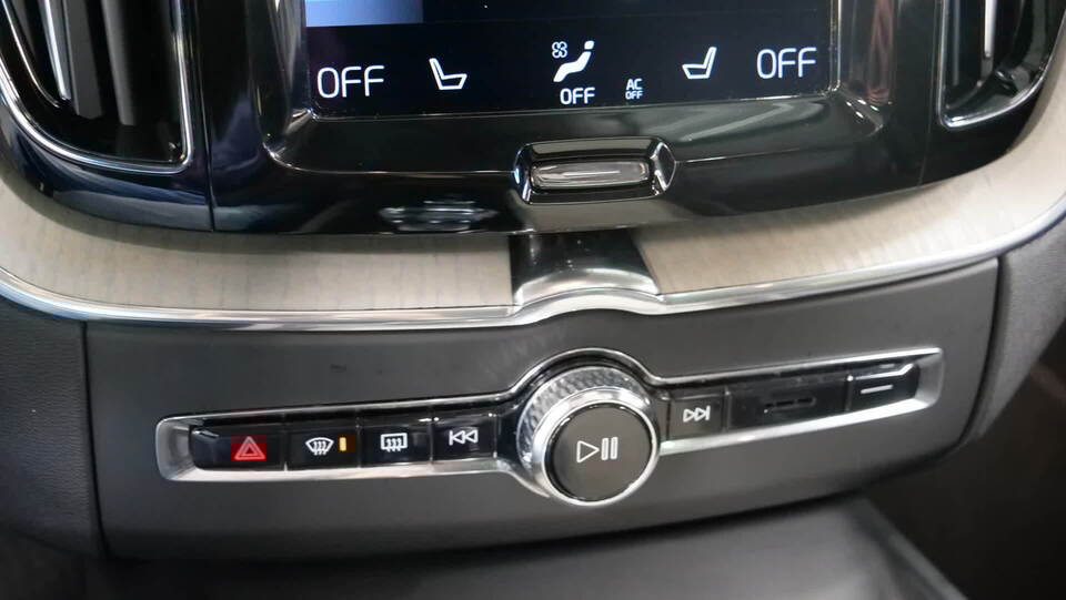 Volvo XC60 vaihtoauto