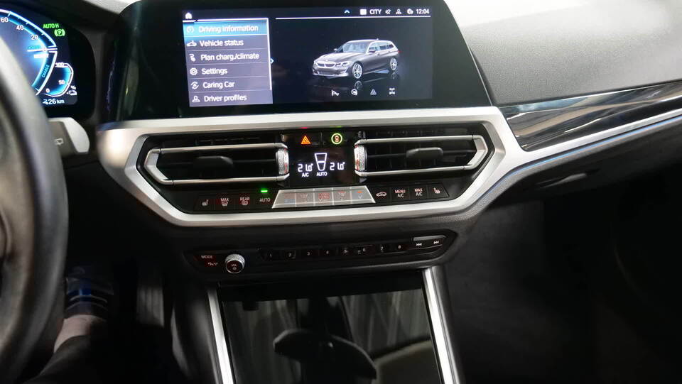 BMW 330 vaihtoauto