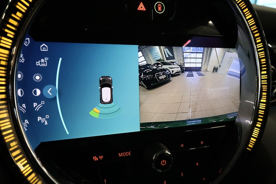 Mini Hatchback vaihtoauto