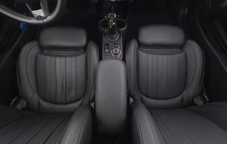 Mini Hatchback vaihtoauto