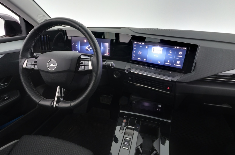 Opel Astra vaihtoauto