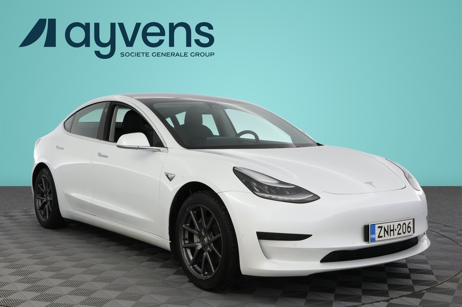 Tesla Model 3 vaihtoauto