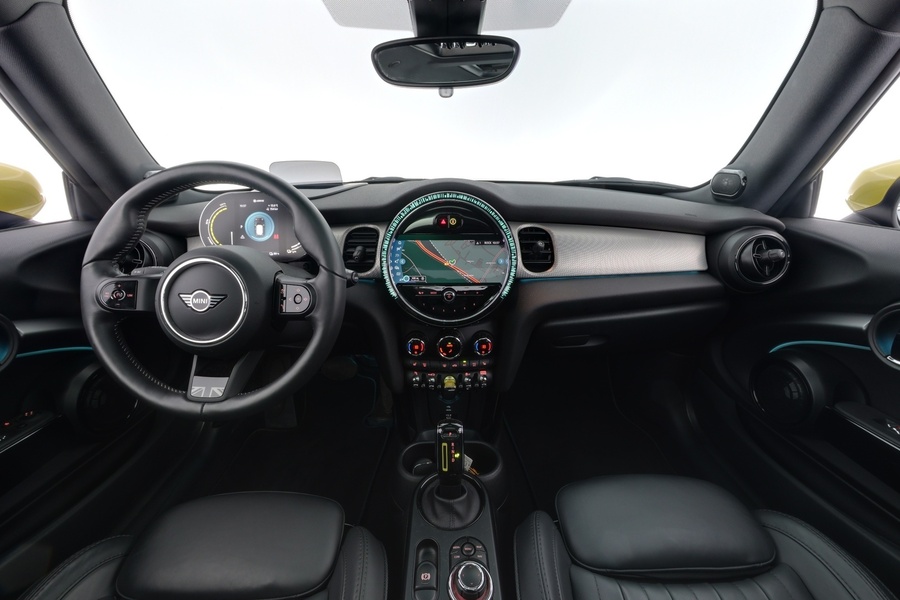 Mini Hatchback vaihtoauto