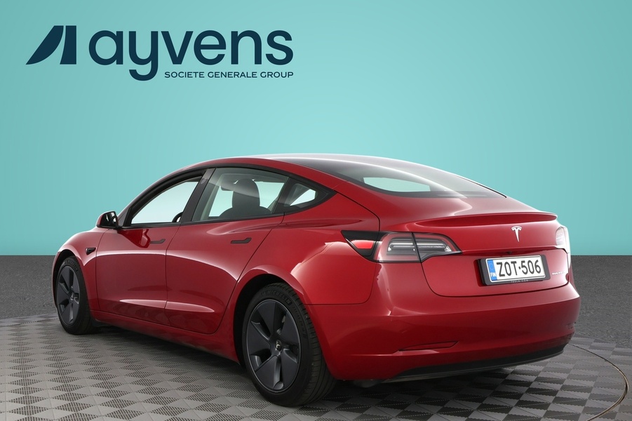 Tesla Model 3 vaihtoauto