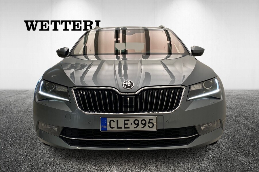 Skoda Superb vaihtoauto