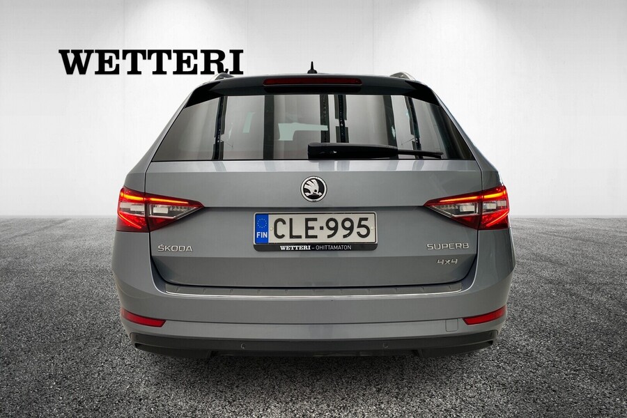 Skoda Superb vaihtoauto