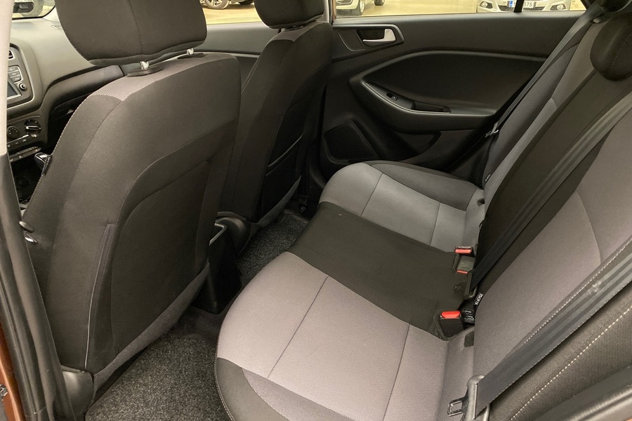 Hyundai i20 Hatchback vaihtoauto