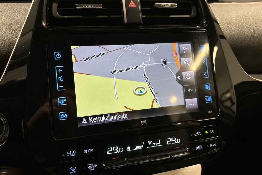 Toyota Prius Plug-in vaihtoauto