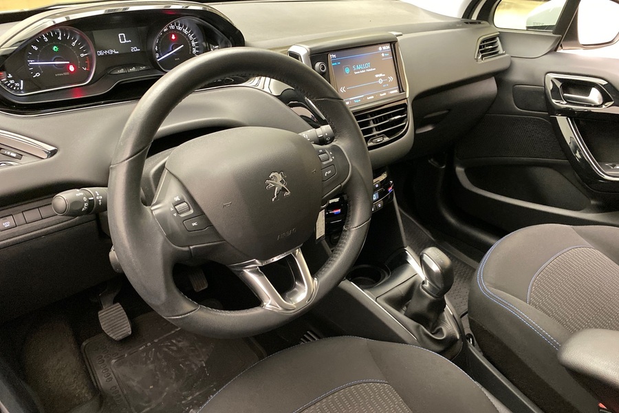 Peugeot 208 vaihtoauto