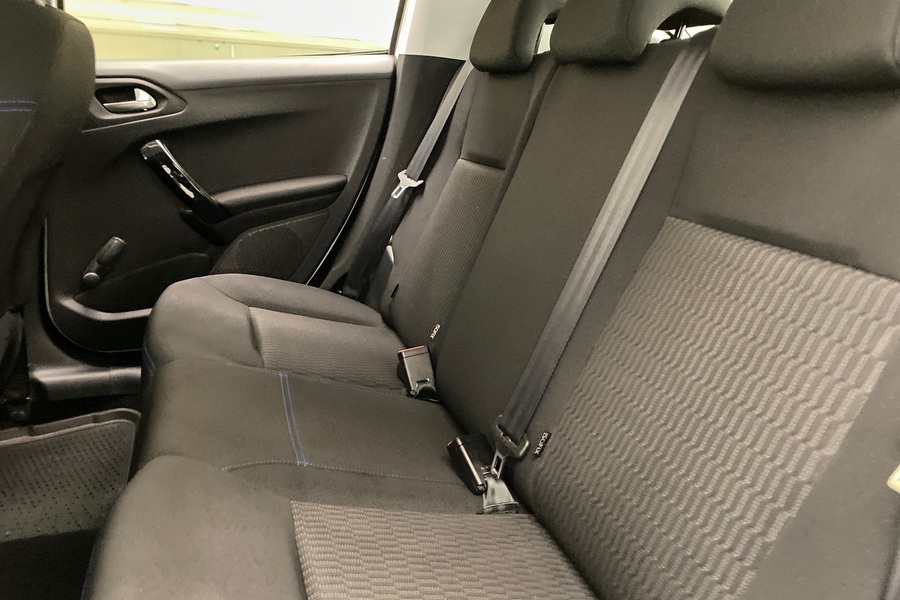 Peugeot 208 vaihtoauto