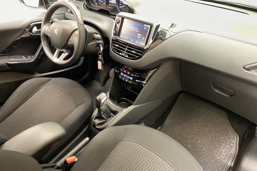 Peugeot 208 vaihtoauto