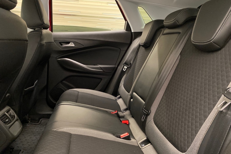 Opel Grandland X vaihtoauto