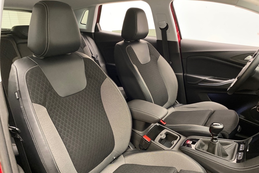 Opel Grandland X vaihtoauto