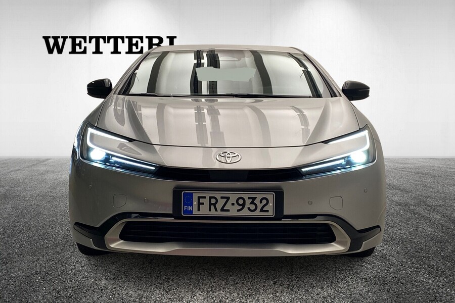 Toyota Prius Plug-in vaihtoauto