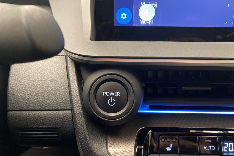 Toyota Prius Plug-in vaihtoauto