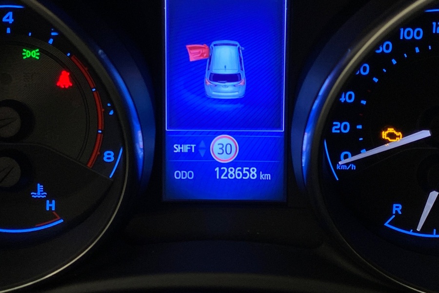 Toyota Auris vaihtoauto