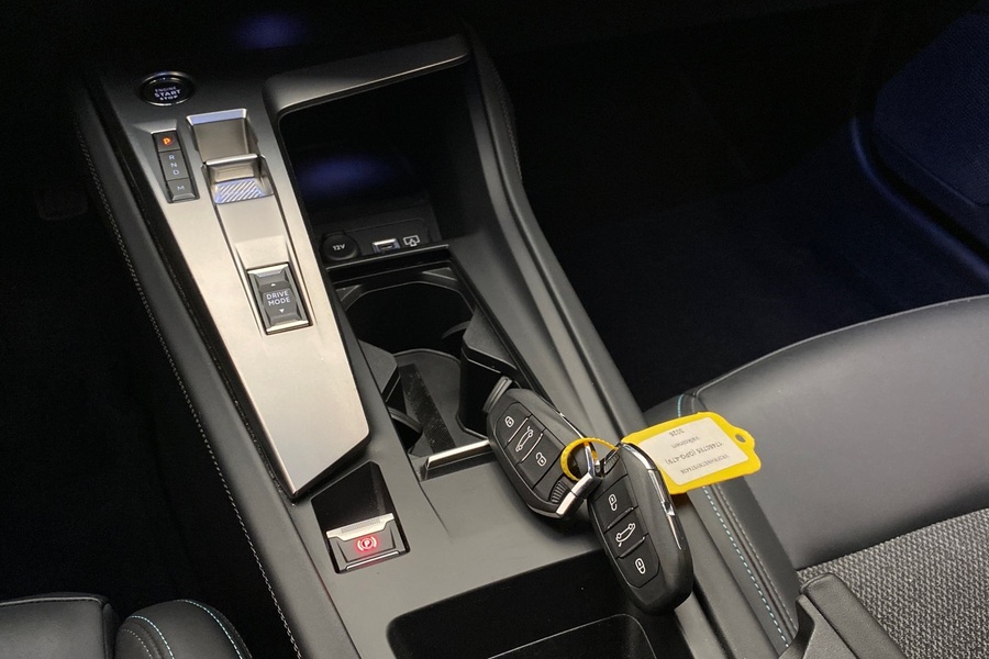 Peugeot 308 vaihtoauto