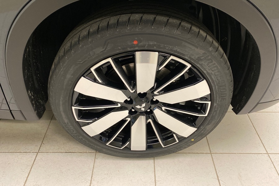 Mitsubishi Outlander vaihtoauto