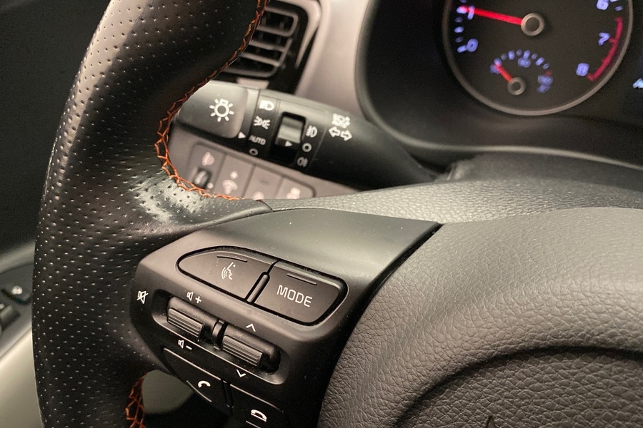 Kia Stonic vaihtoauto