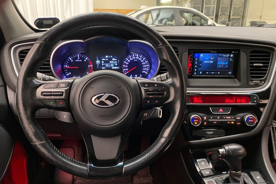 Kia Optima vaihtoauto