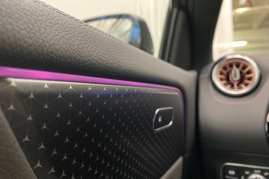 Mercedes-Benz EQA vaihtoauto