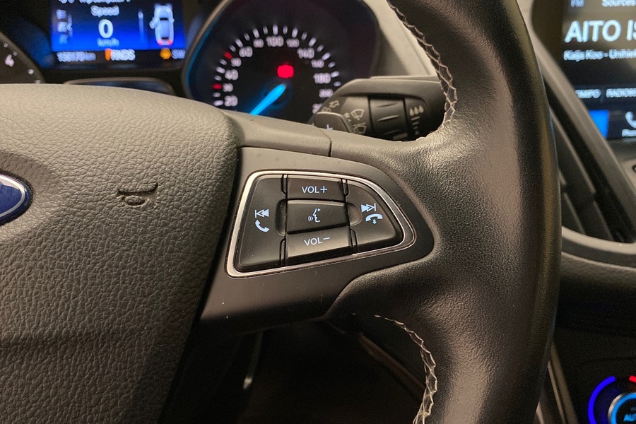 Ford Kuga vaihtoauto