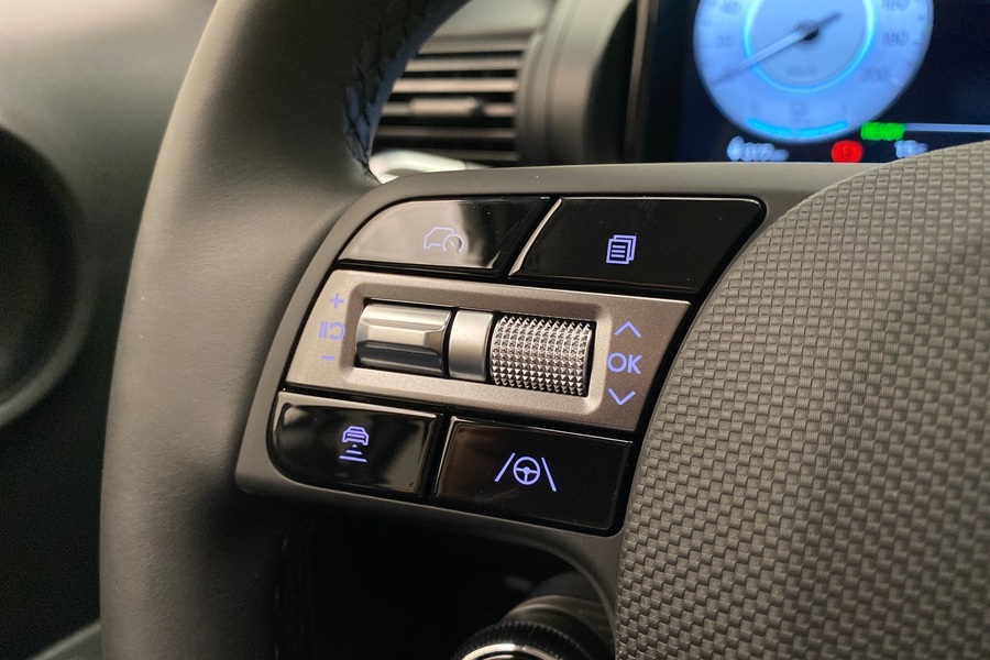 Hyundai INSTER vaihtoauto