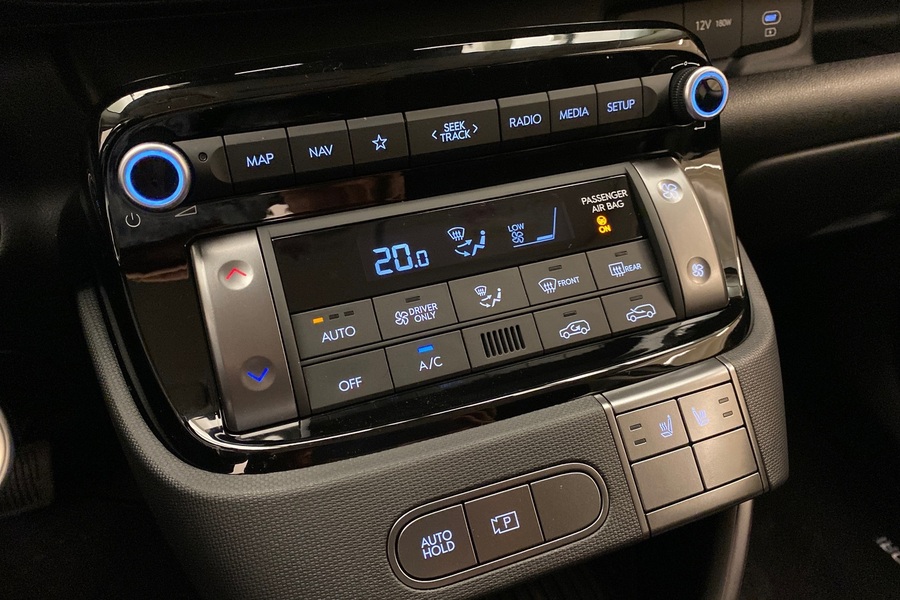 Hyundai INSTER vaihtoauto