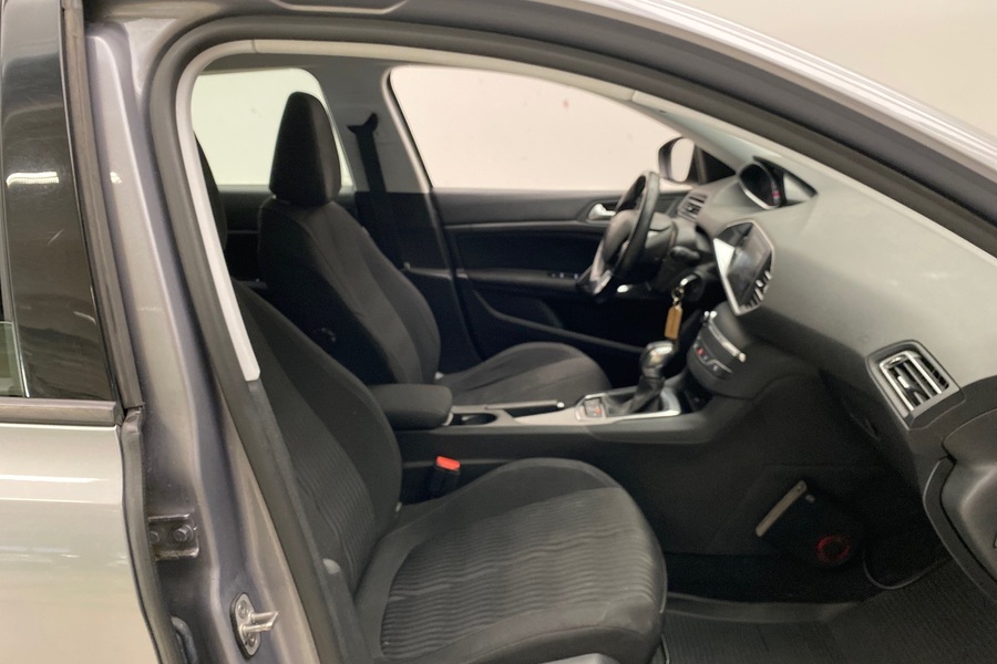 Peugeot 308 vaihtoauto