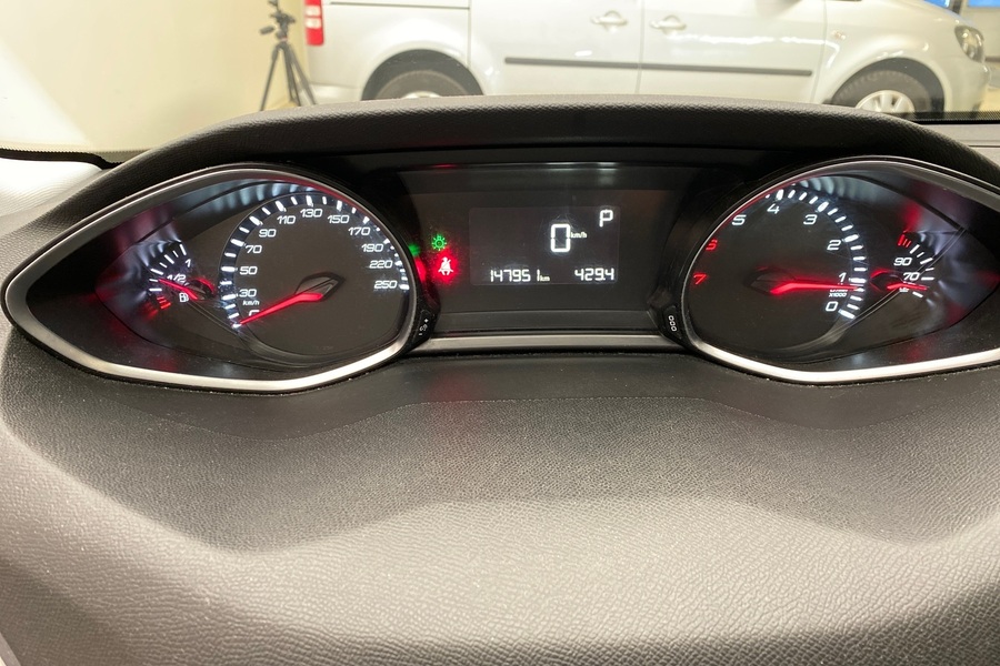 Peugeot 308 vaihtoauto