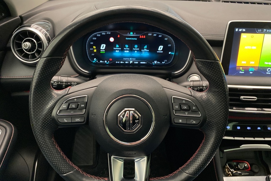 MG EHS vaihtoauto