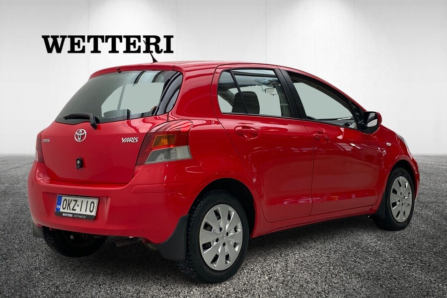 Toyota Yaris vaihtoauto