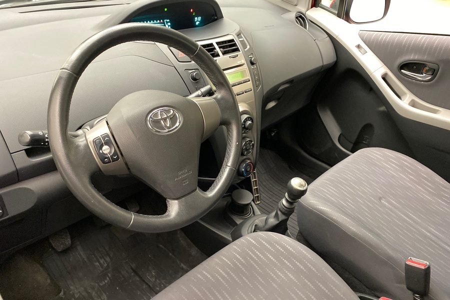 Toyota Yaris vaihtoauto