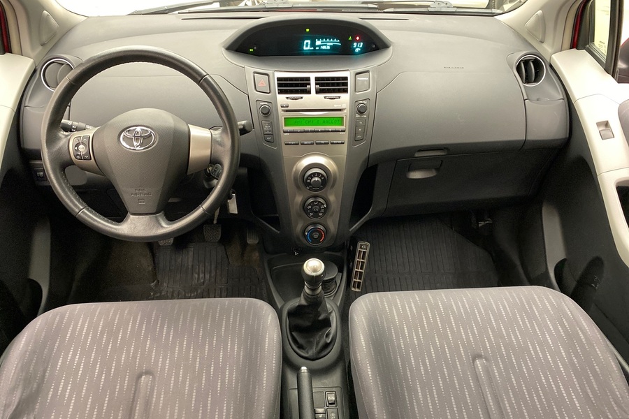 Toyota Yaris vaihtoauto