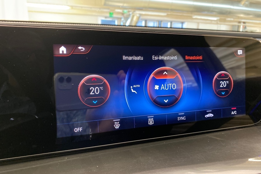 Mercedes-Benz EQC vaihtoauto