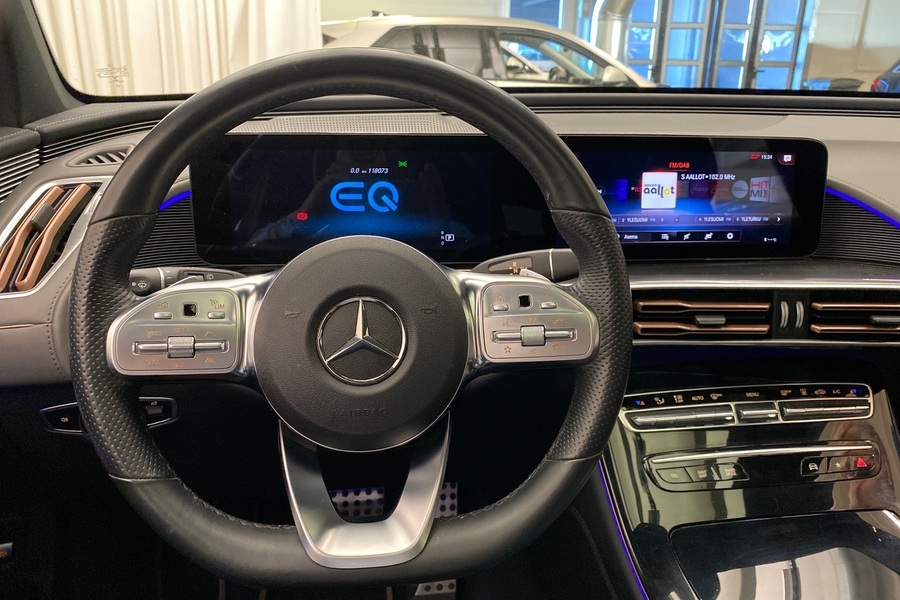 Mercedes-Benz EQC vaihtoauto