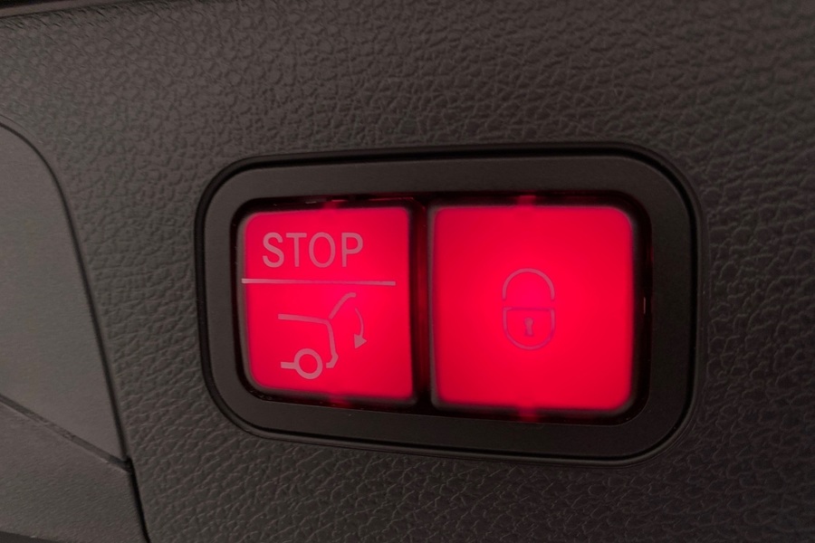 Mercedes-Benz EQC vaihtoauto