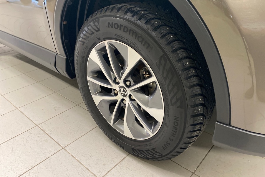 Toyota RAV4 vaihtoauto