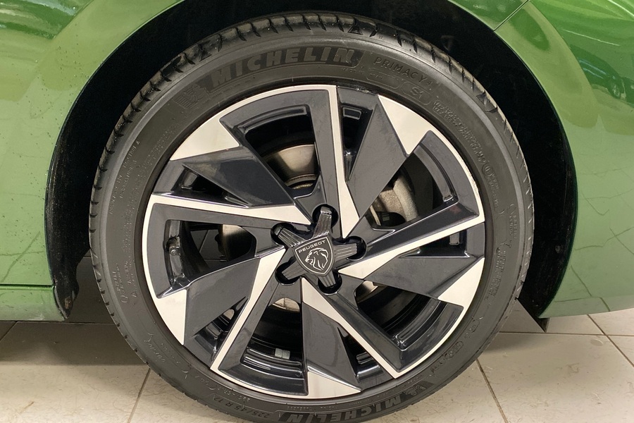 Peugeot 308 vaihtoauto