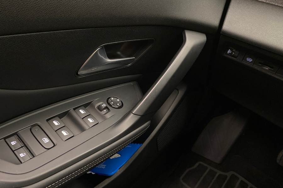 Peugeot 308 vaihtoauto