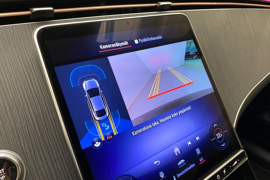 Mercedes-Benz EQE vaihtoauto