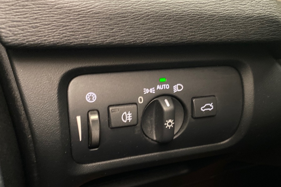 Volvo V40 Cross Country vaihtoauto