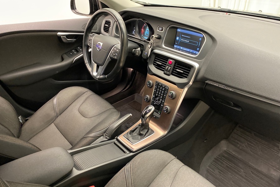 Volvo V40 Cross Country vaihtoauto