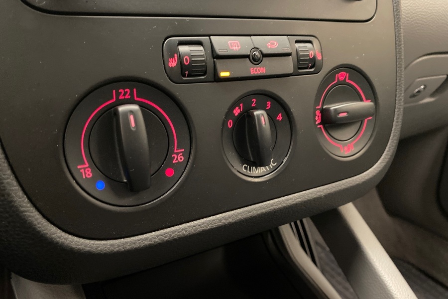 Volkswagen Jetta vaihtoauto