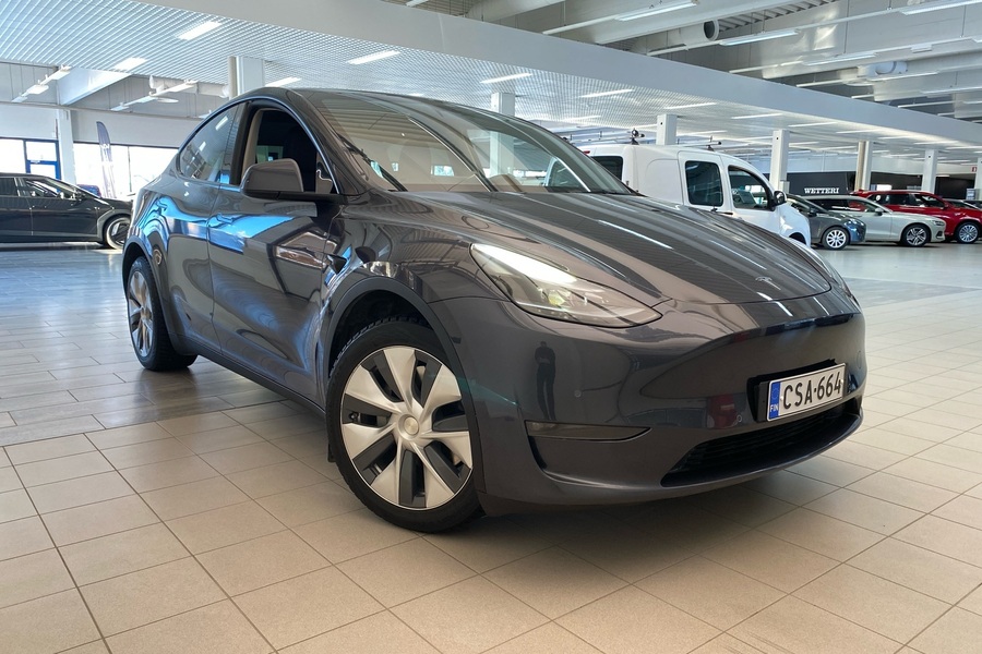 Tesla Model Y vaihtoauto