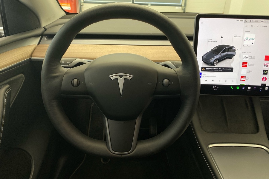 Tesla Model Y vaihtoauto